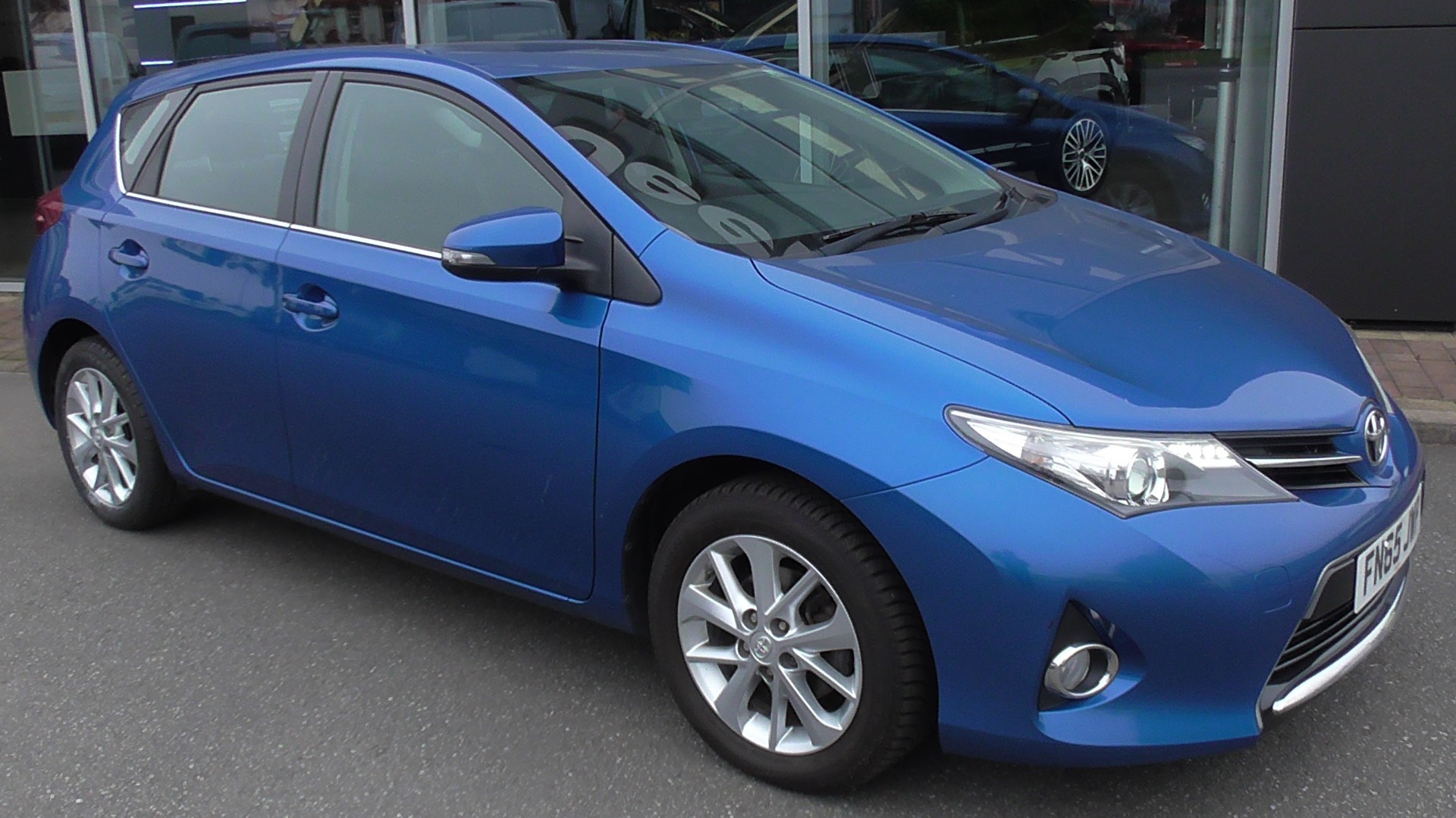 2015 Toyota Auris